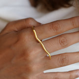 Minimal Wavy Ring