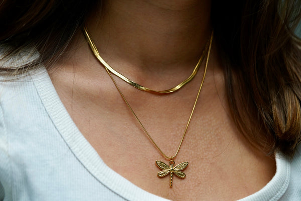 Dragonfly necklace with Snake Chain