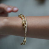 Classic cuff