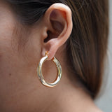 Minimal round hoop earrings