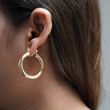 Minimal round hoop earrings