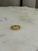Regal Oval Link Ring