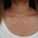Dainty Flower Necklace