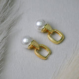 Signature Pearl Drop Earring