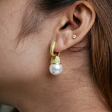 Signature Pearl Drop Earring