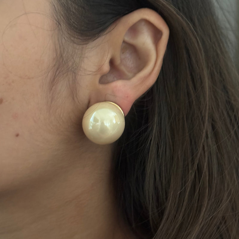 Oversized Pearl Earrings