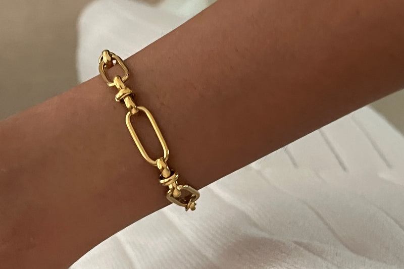 Paperclip Link Gold Bracelet