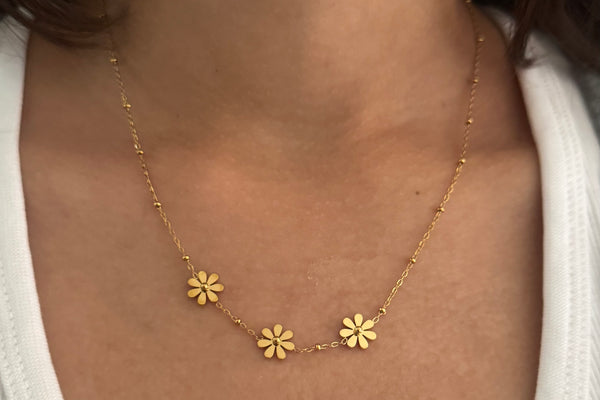 Floral Glow Necklace