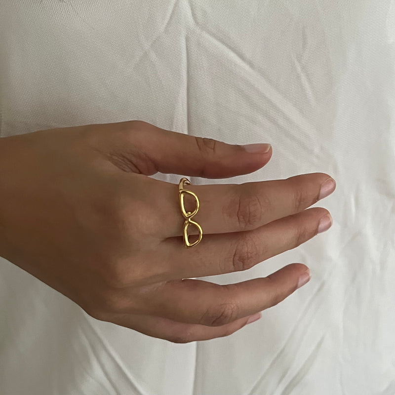 Mini Sunglass Ring
