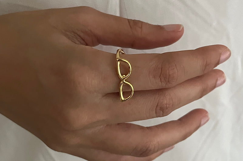 Mini Sunglass Ring