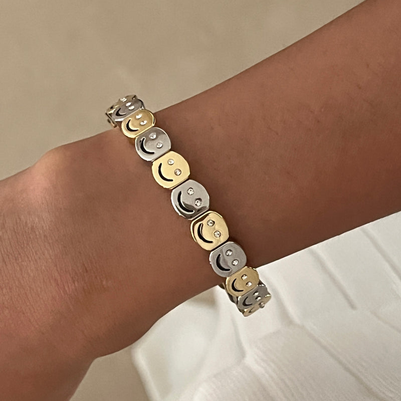 Smiles & Shine Bracelet