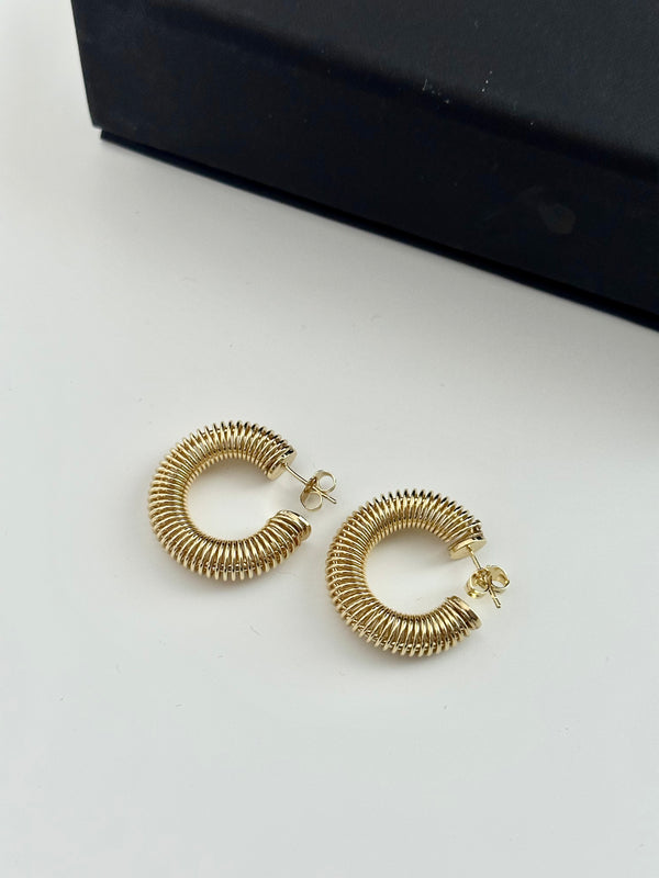 Coil Statement Hoops