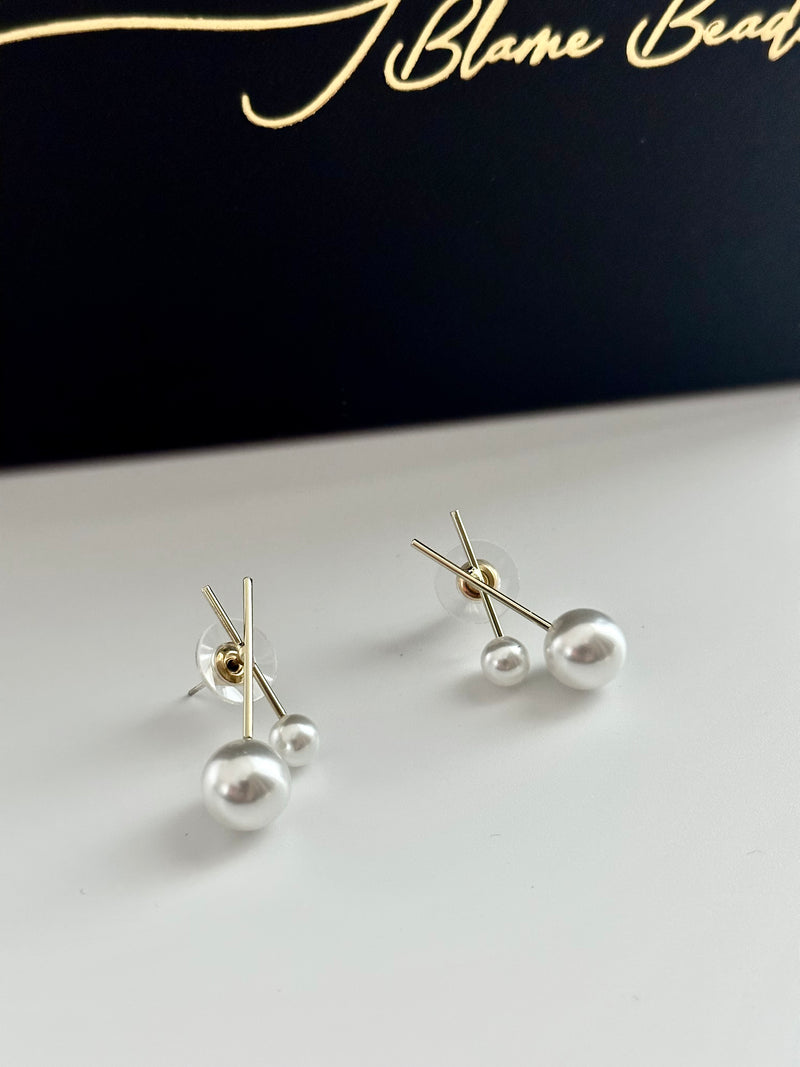 Staple Pearl Studs