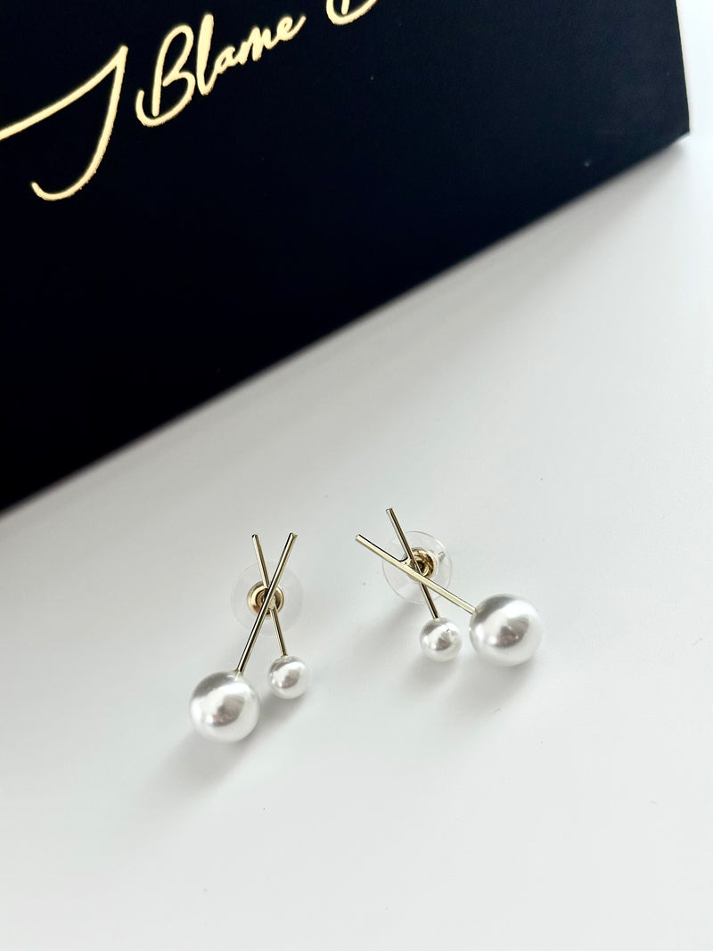 Staple Pearl Studs