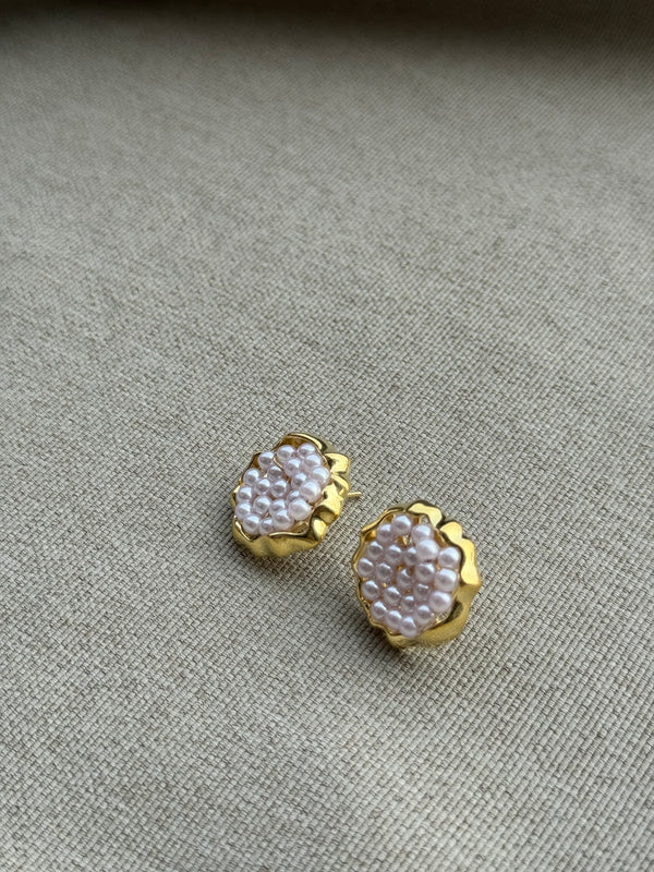 Circular Pearl Studs