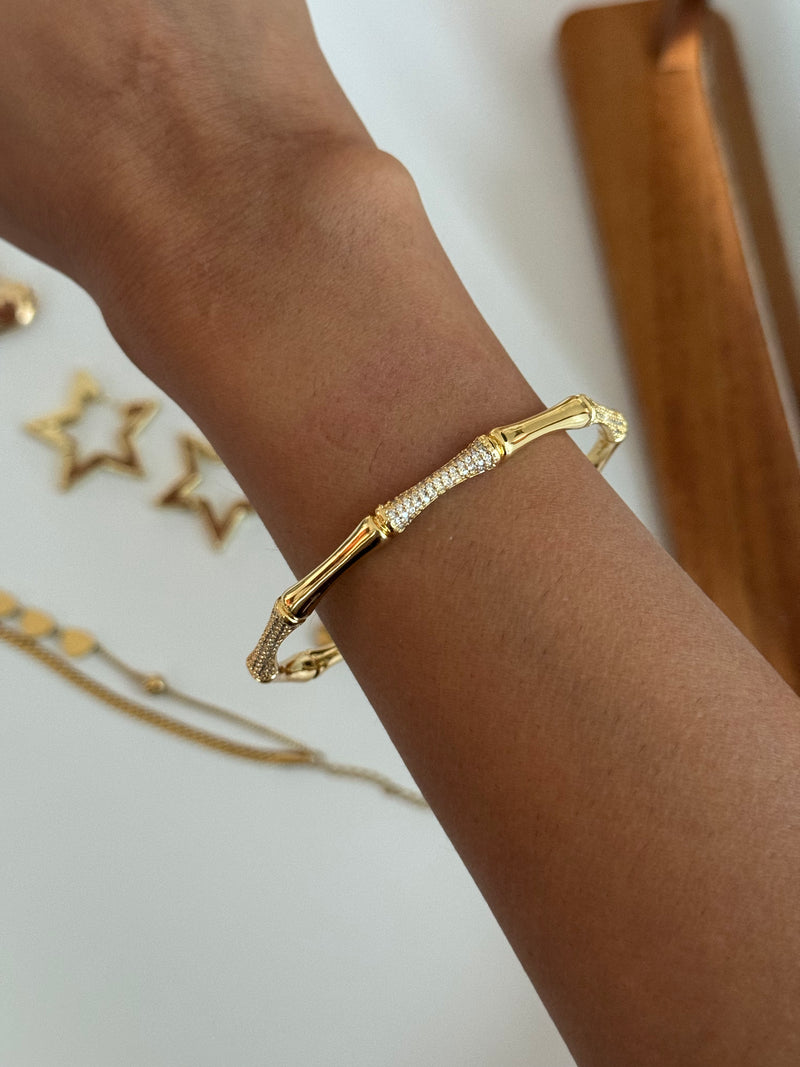 Studded Minimal Gold Cuff