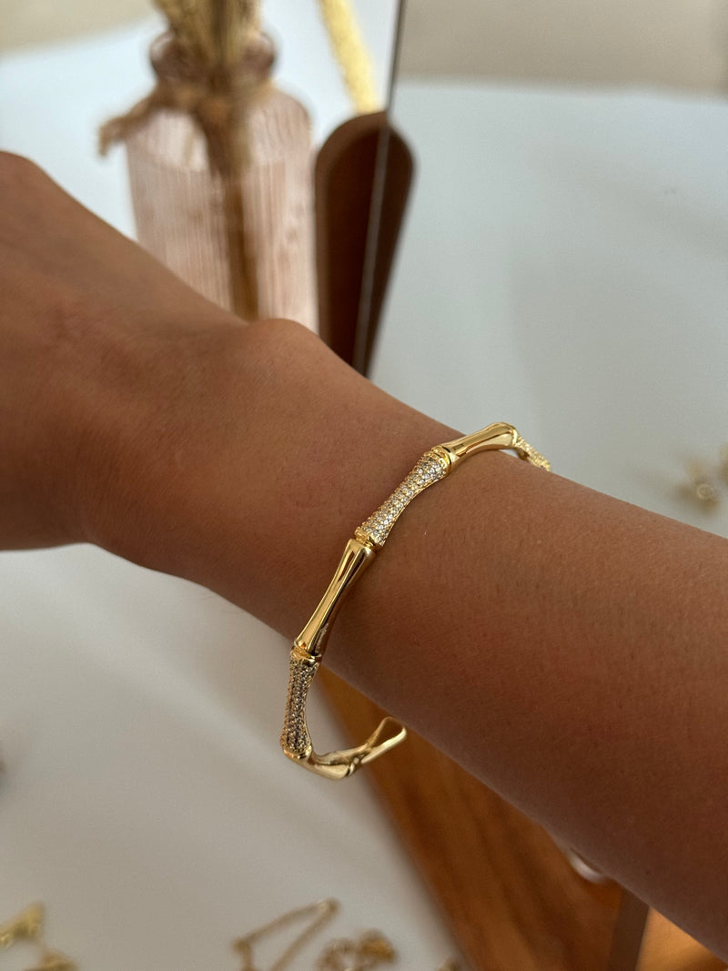 Studded Minimal Gold Cuff