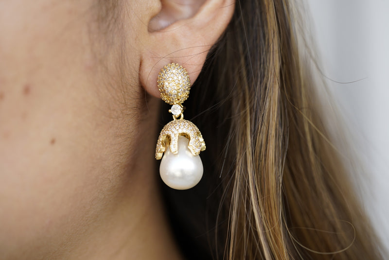 TearDrop Pearl Earrings