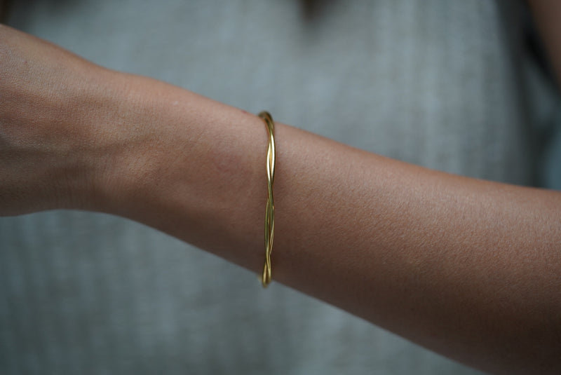 Minimal Stackable Cuff