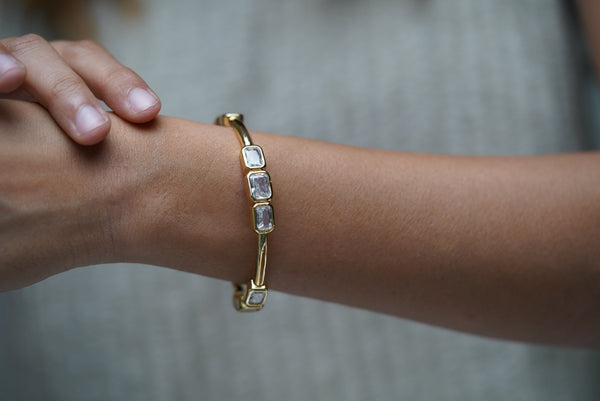 Minimal Sparkling Cuff