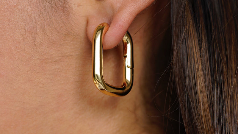 Gold O hoop earrings