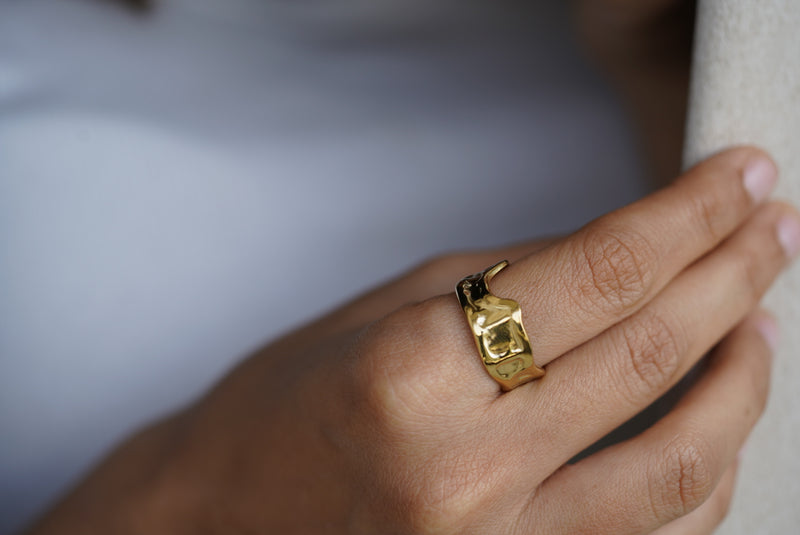 Irregular Ring