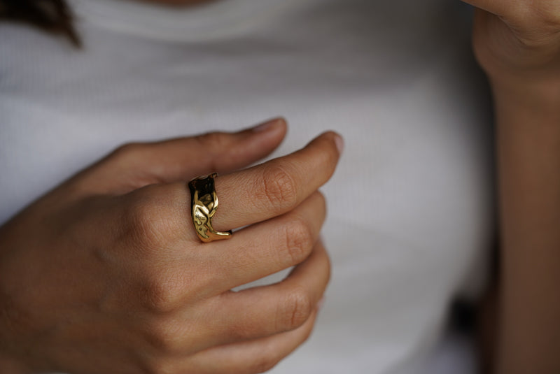 Irregular Ring