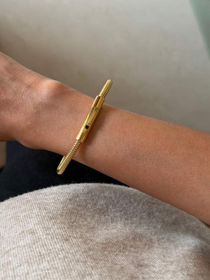 Threadline Lock Bracelet