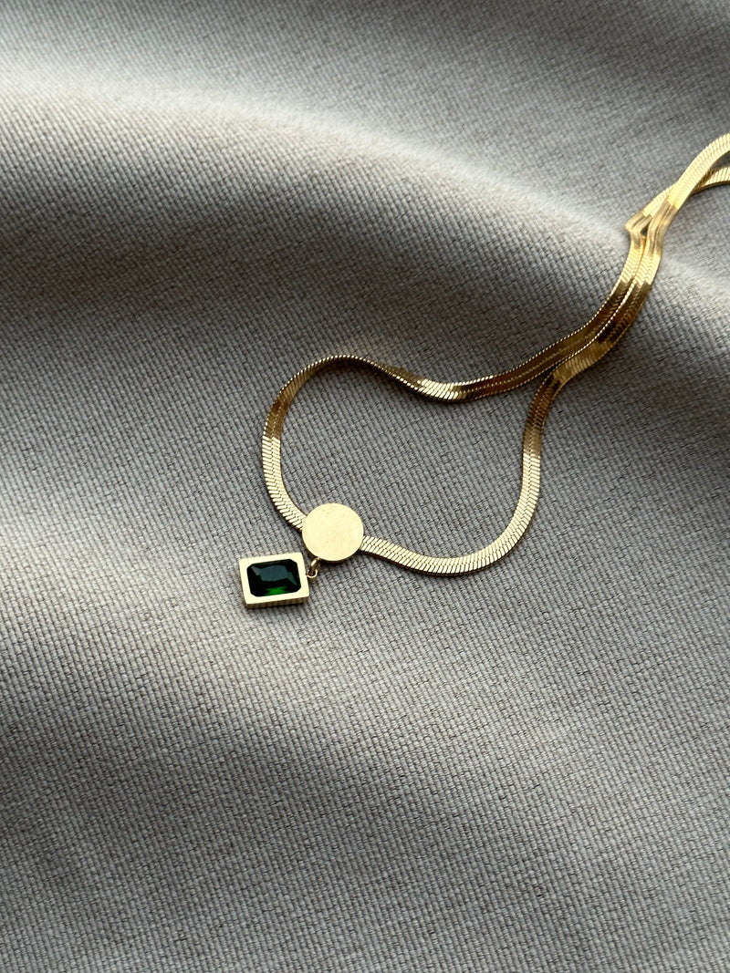 Snake Chain Necklace with Green Stone