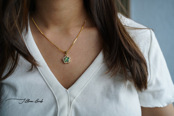 Cosmic flower necklace