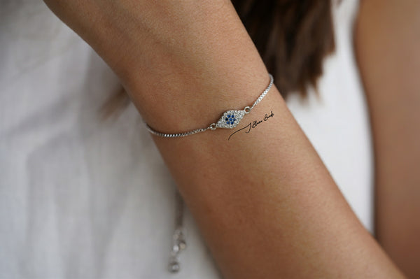 Dainty evil eye bracelet