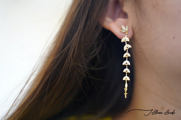 Petal earring