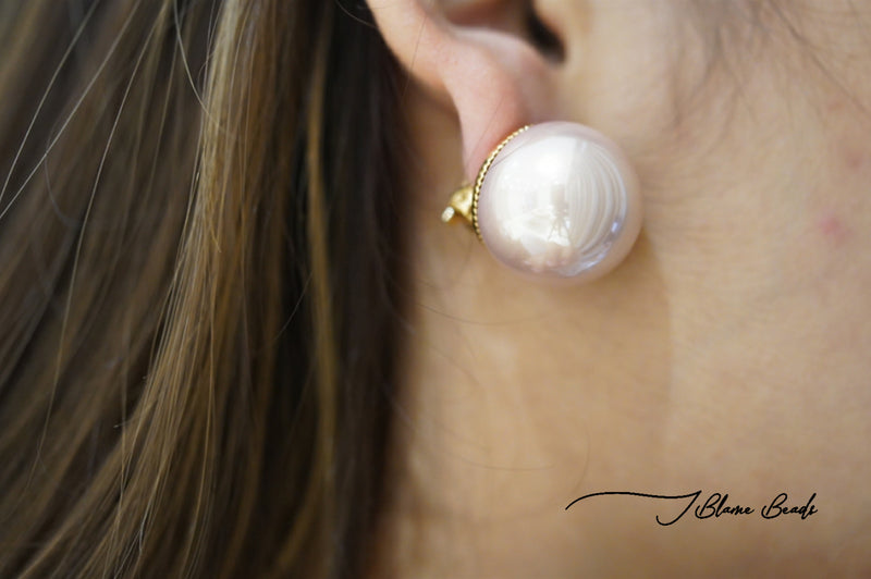 Oversized Pearl Earrings