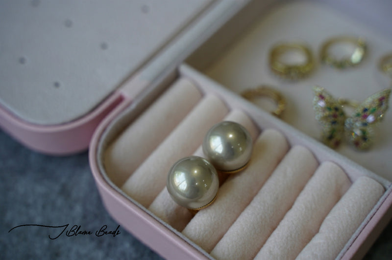 Oversized Pearl Earrings