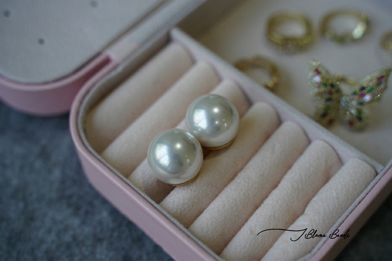 Oversized Pearl Earrings