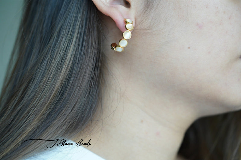Mother of pearl tiny hoop earrings