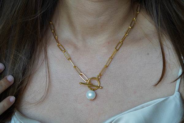 Link Chain Pearl Necklace