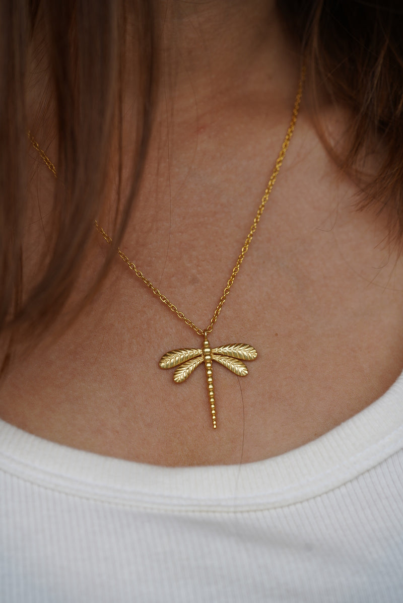 Dragonfly 14K Gold Mother of Pearl Pendant Necklace | Kabana Gold Mother of  Pearl Dragonfly Necklace